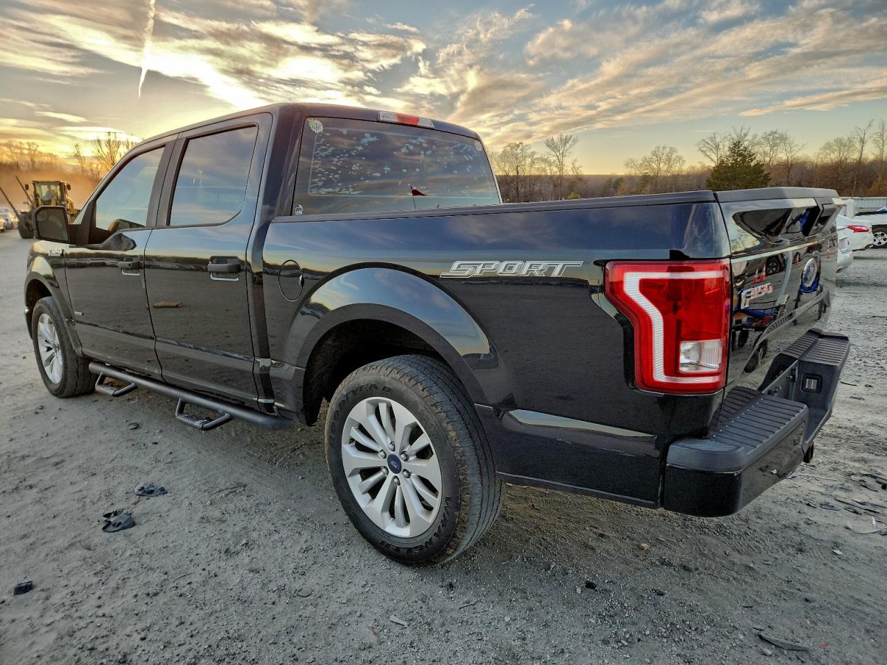 2016 FORD F150 SUPERCREW photo 2