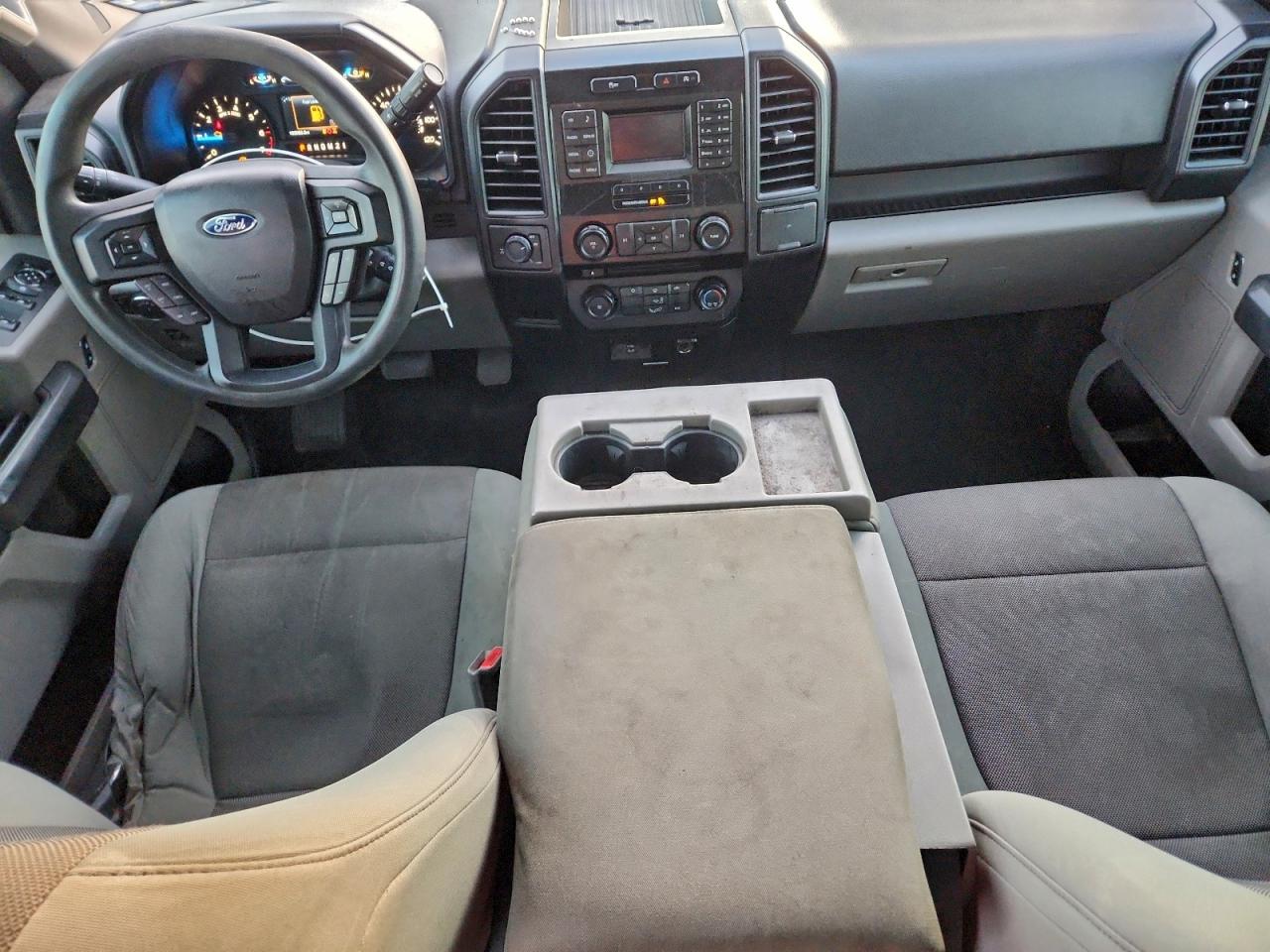 2016 FORD F150 SUPERCREW photo 8