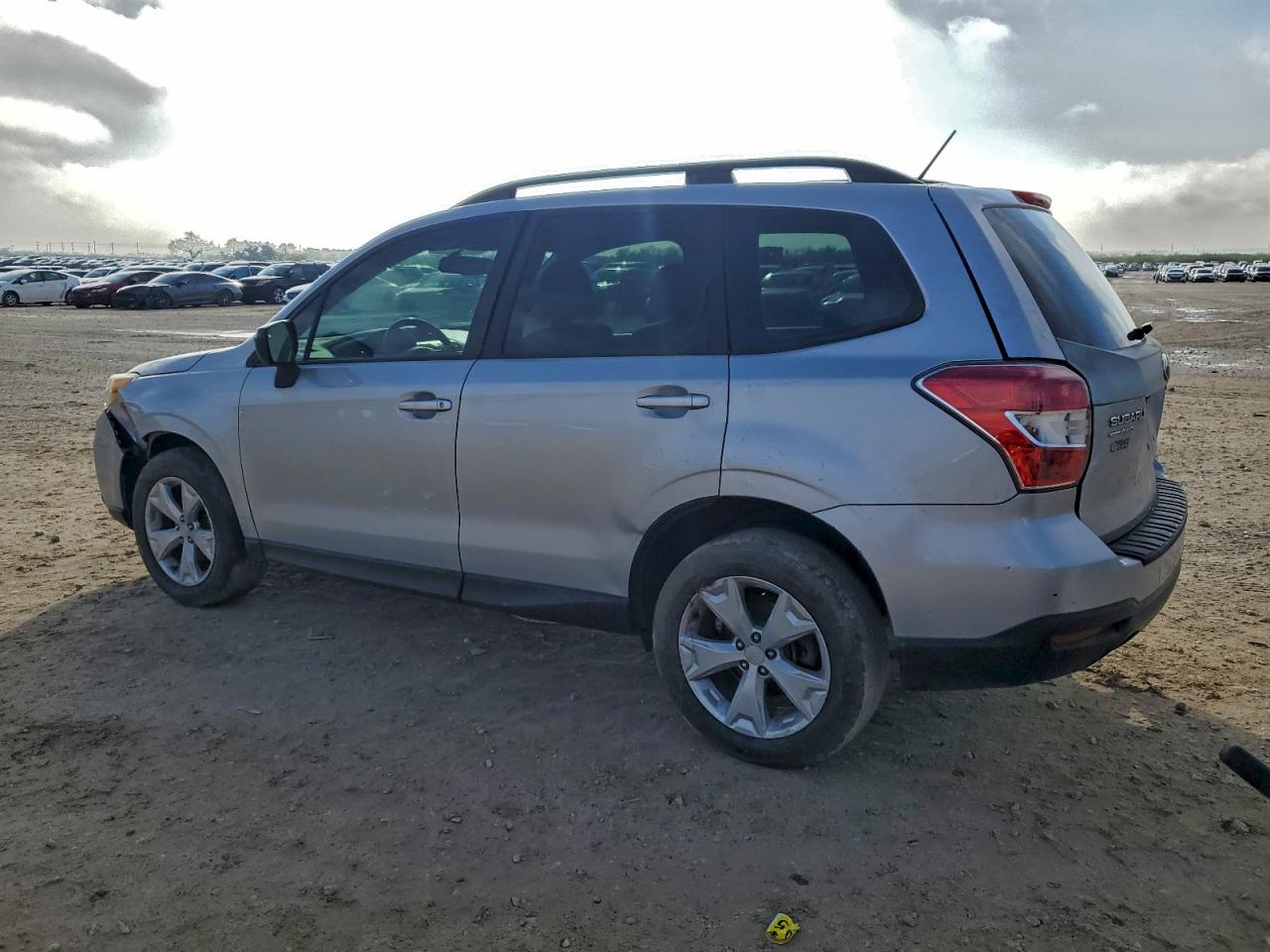 2015 SUBARU FORESTER 2.5I photo 2