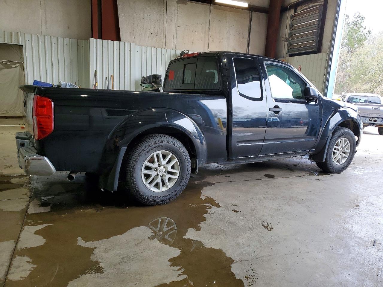 2019 NISSAN FRONTIER S photo 3
