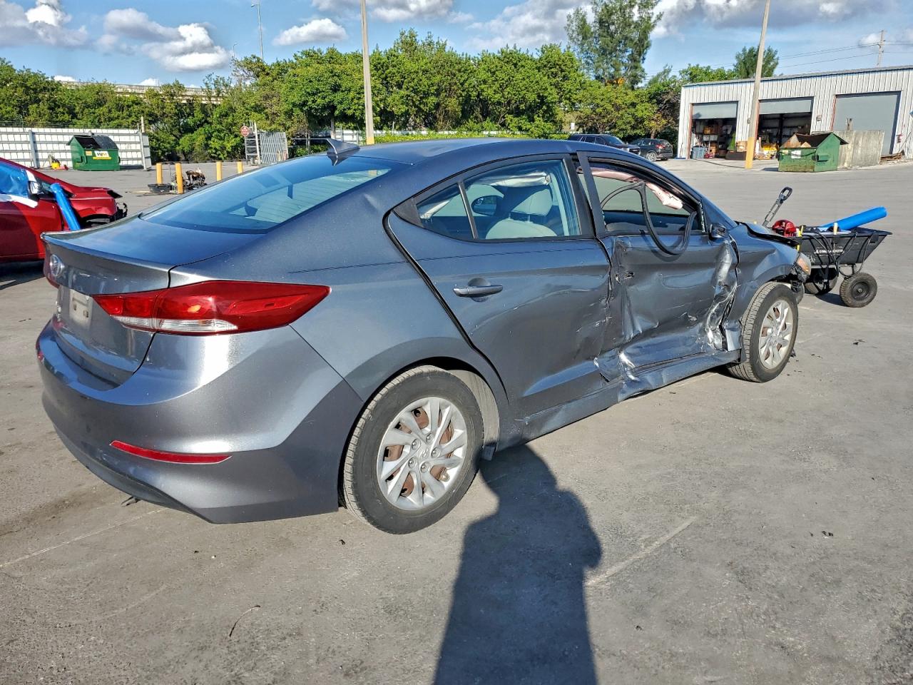 2017 HYUNDAI ELANTRA SE photo 3