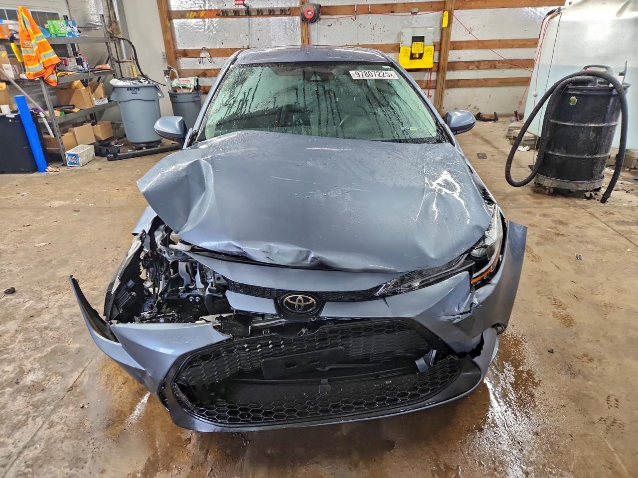 2021 TOYOTA COROLLA LE photo 5