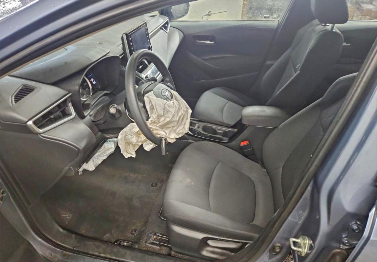 2021 TOYOTA COROLLA LE photo 7