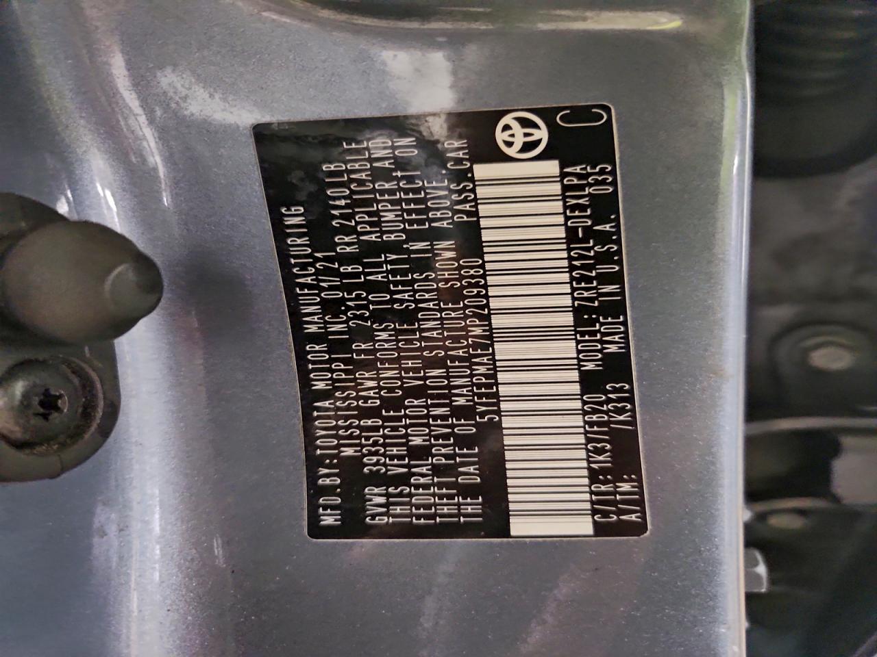 2021 TOYOTA COROLLA LE photo 12