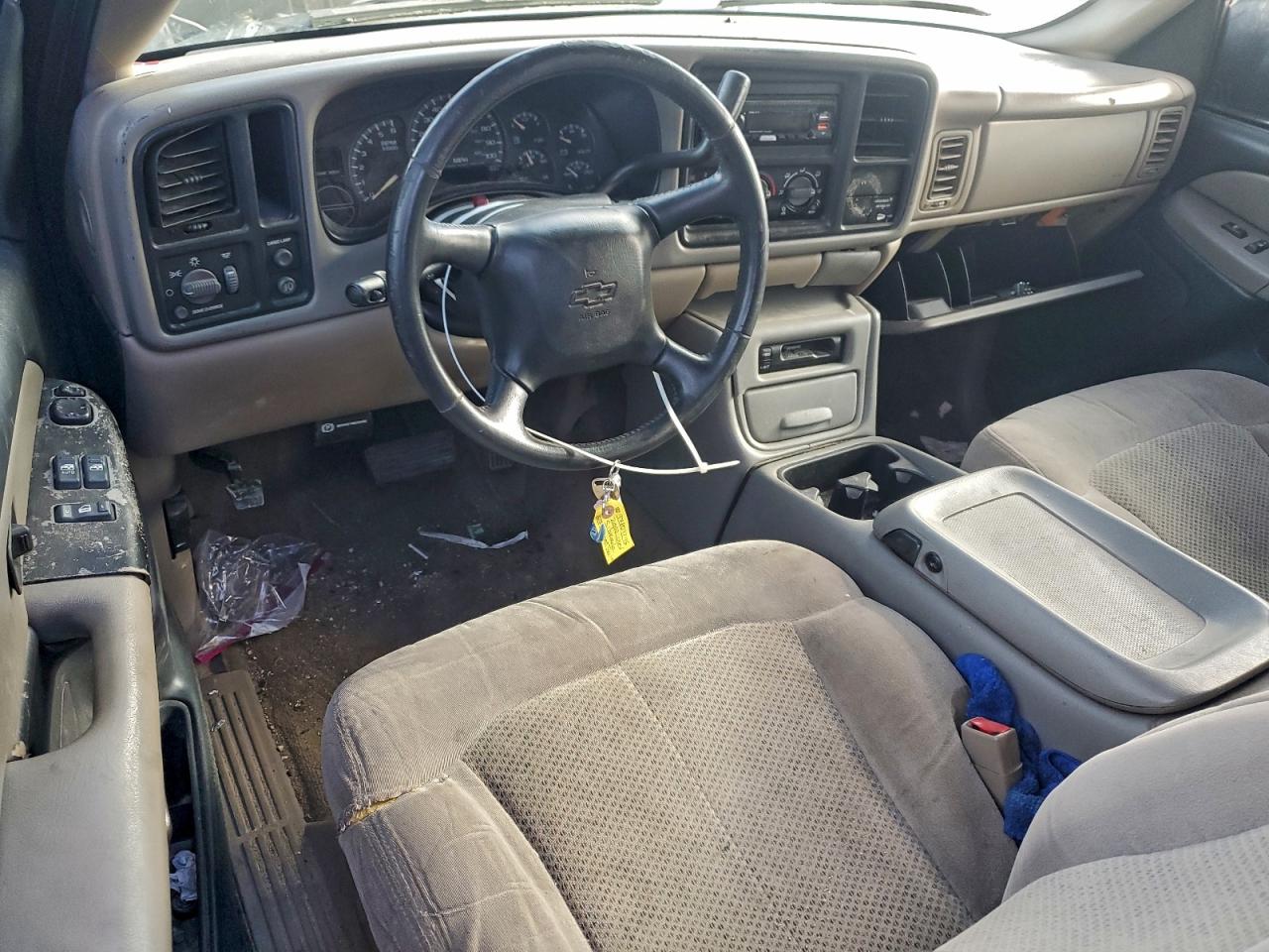 2002 CHEVROLET SILVERADO C1500 photo 8
