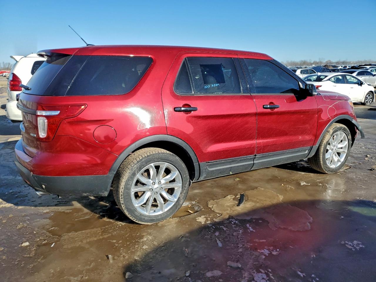 2013 FORD EXPLORER XLT photo 3