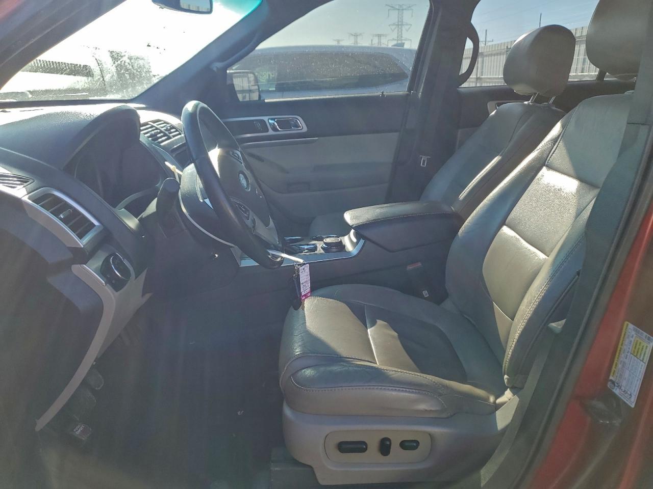 2013 FORD EXPLORER XLT photo 7