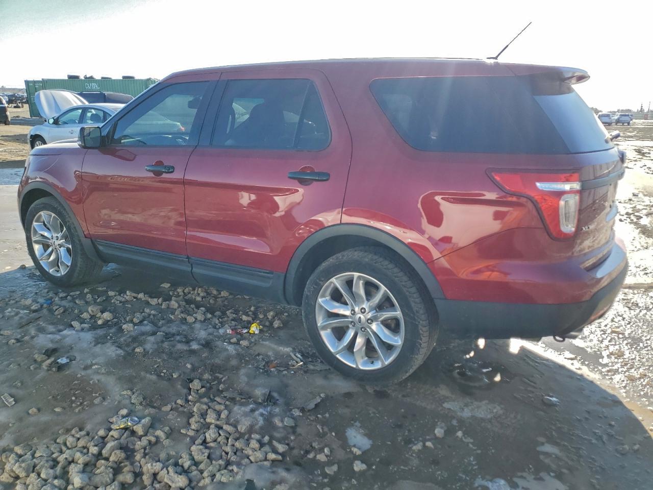 2013 FORD EXPLORER XLT photo 2