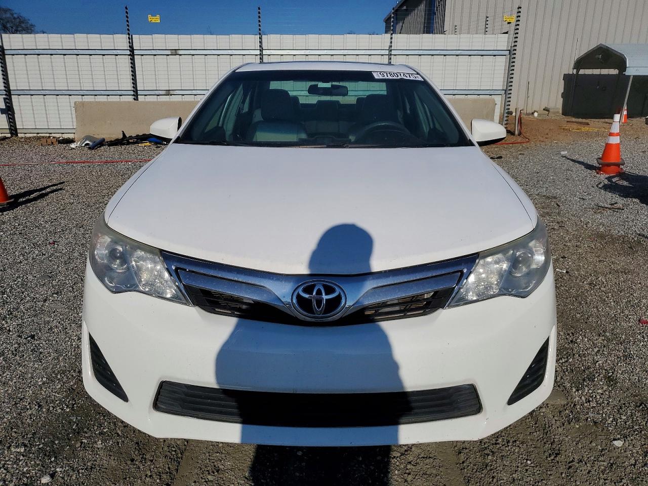 2013 TOYOTA CAMRY L photo 5