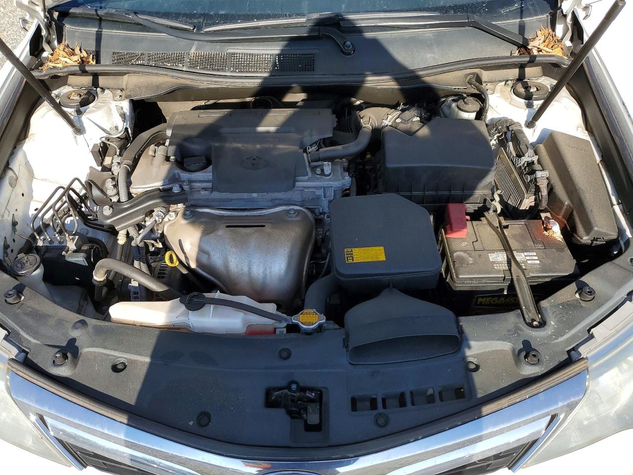 2013 TOYOTA CAMRY L photo 11
