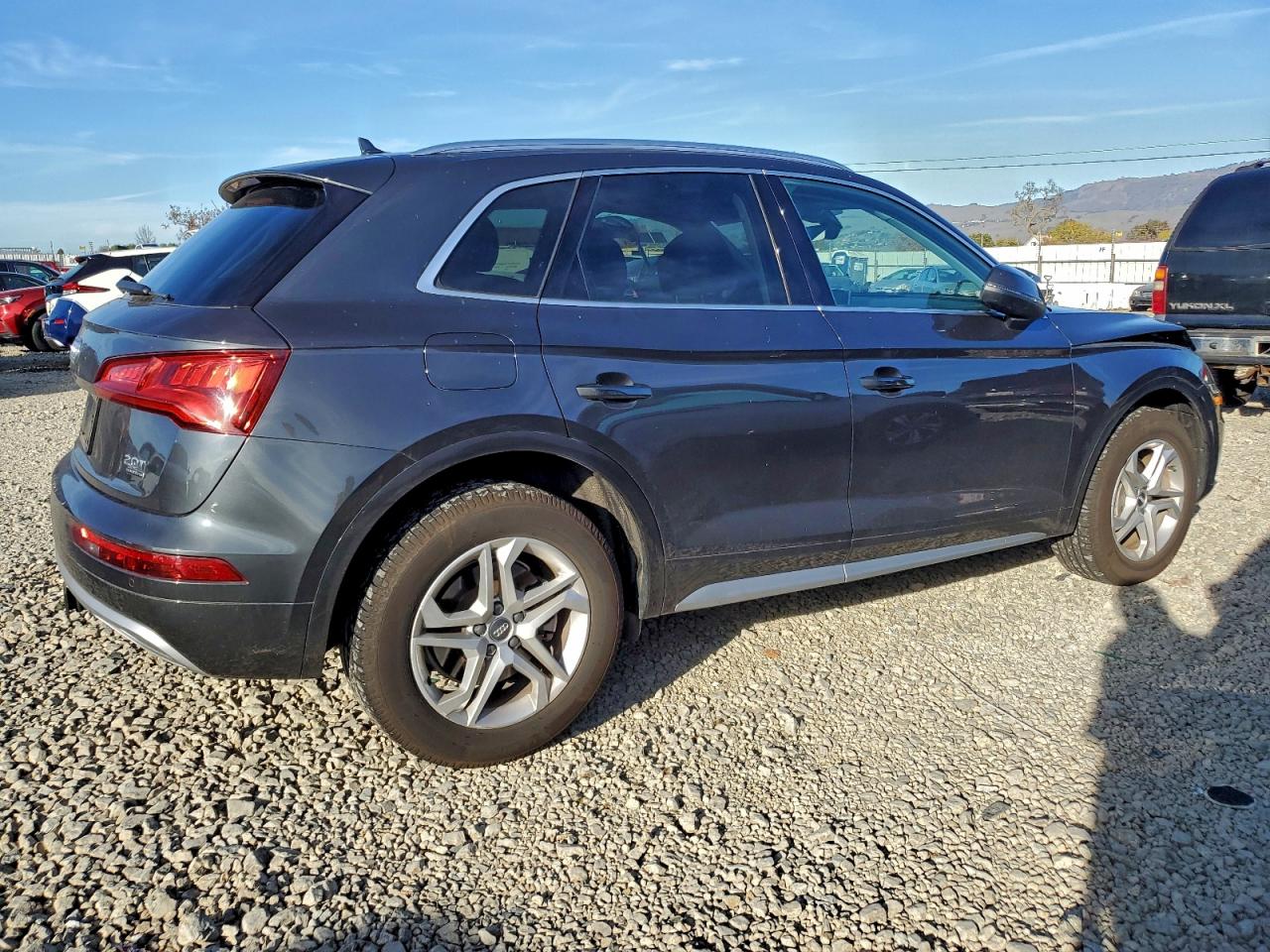 2018 AUDI Q5 PREMIUM PLUS photo 3