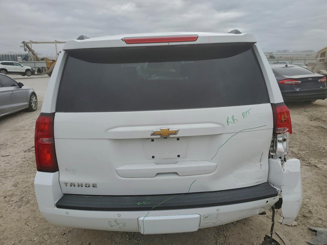 2015 CHEVROLET TAHOE K1500 LT photo 6