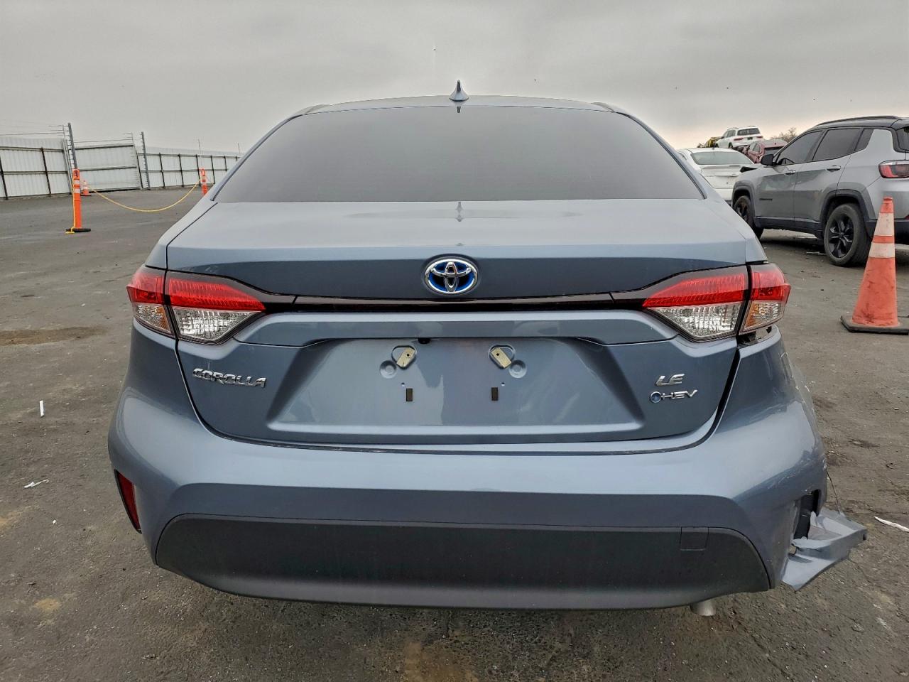 2025 TOYOTA COROLLA LE photo 16