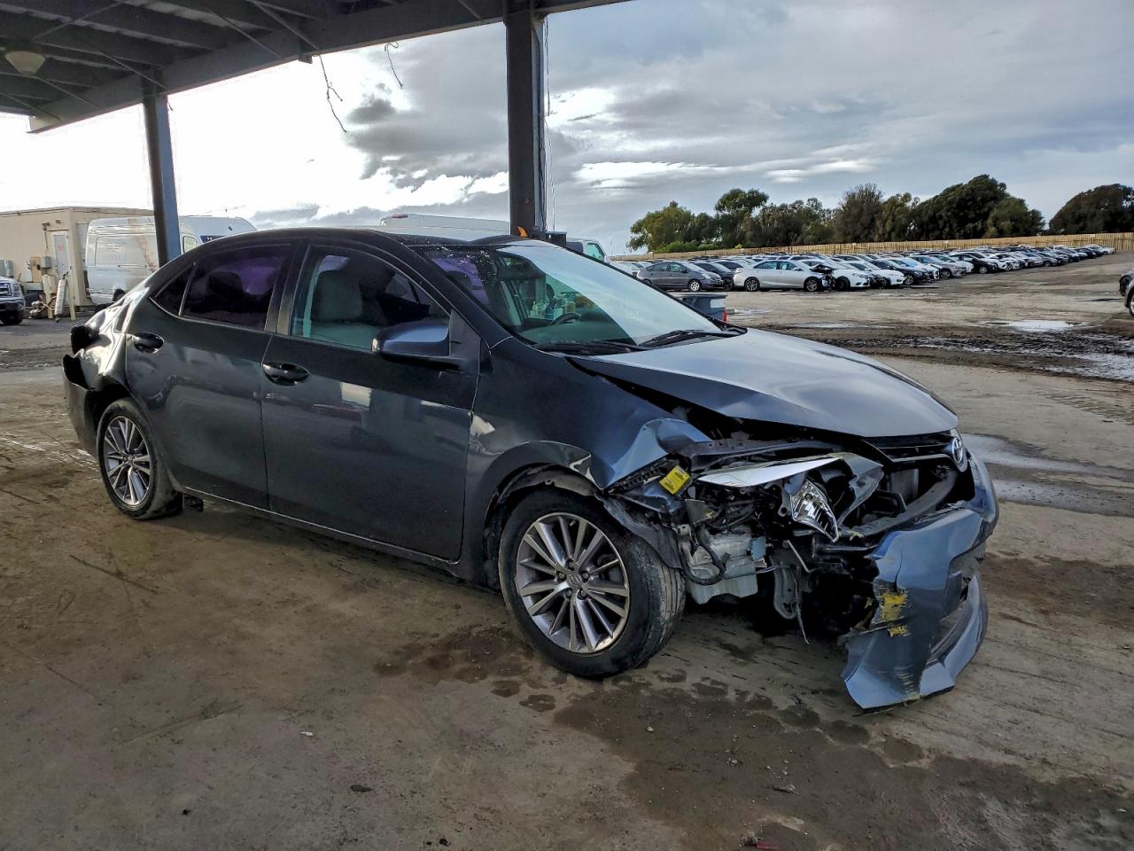 2015 TOYOTA COROLLA L photo 4