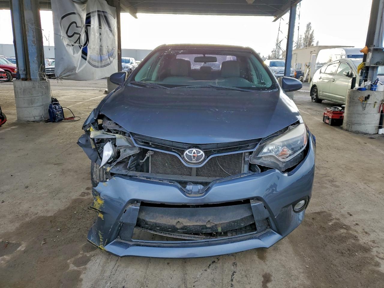 2015 TOYOTA COROLLA L photo 5