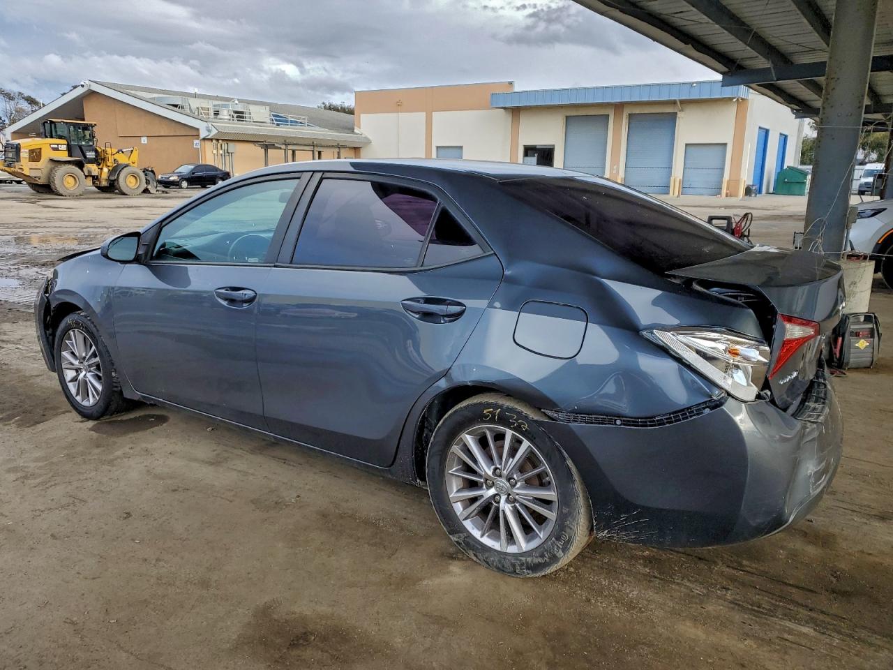 2015 TOYOTA COROLLA L photo 2