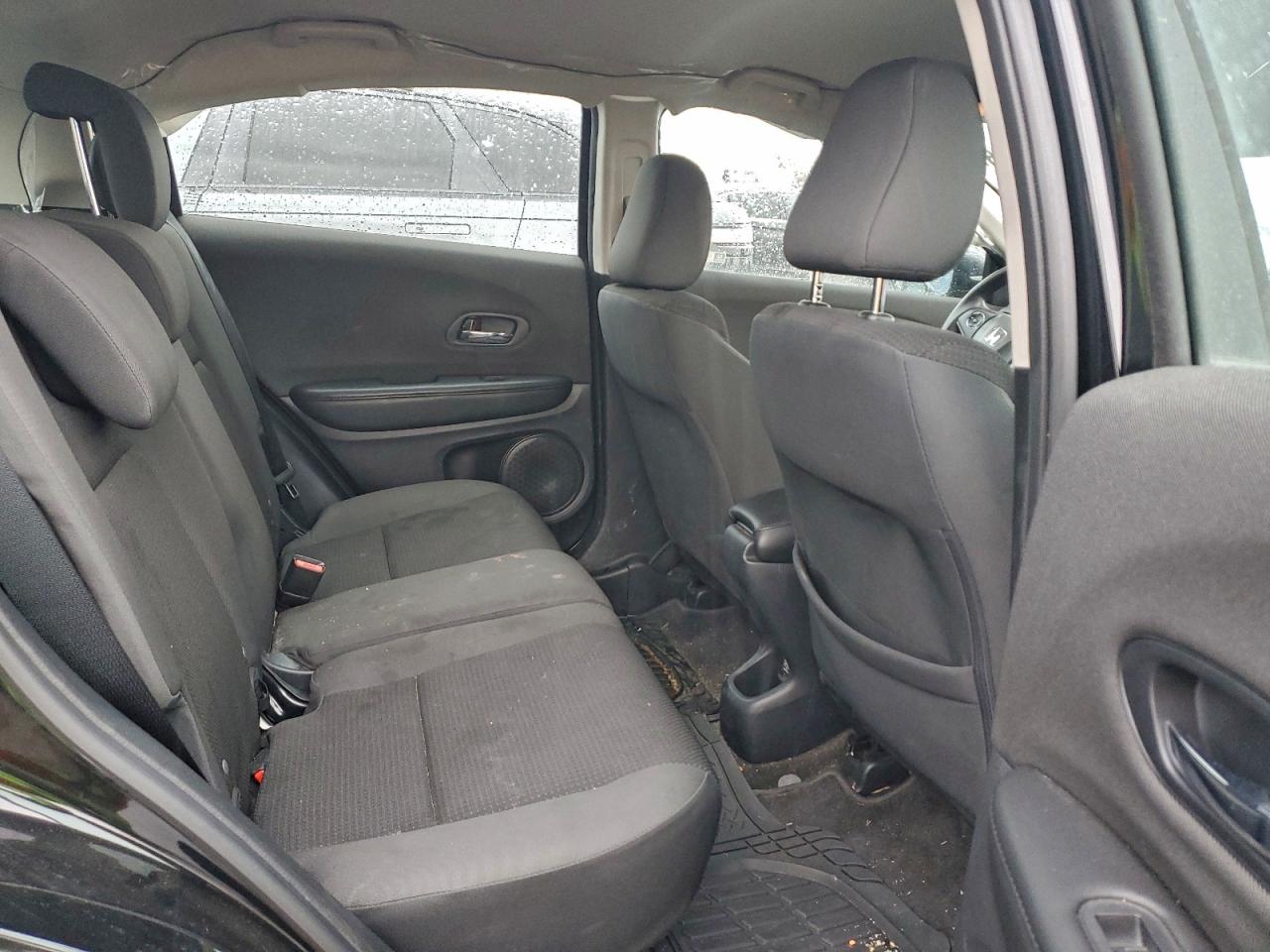 2019 HONDA HR-V LX photo 10