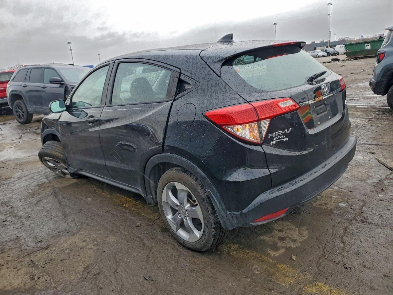 2019 HONDA HR-V LX photo 2
