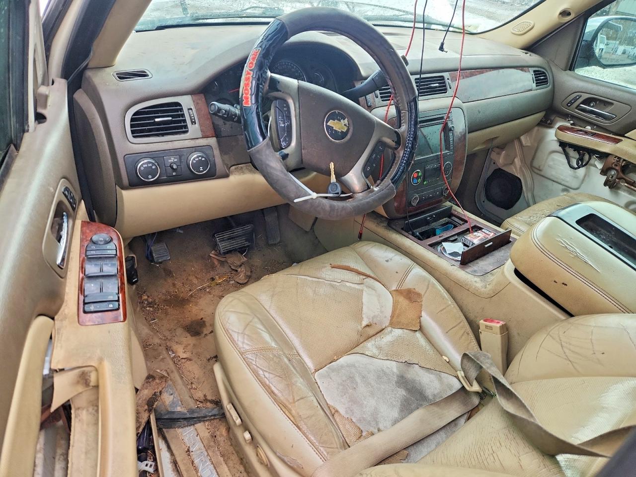 2011 CHEVROLET TAHOE K1500 LTZ photo 8