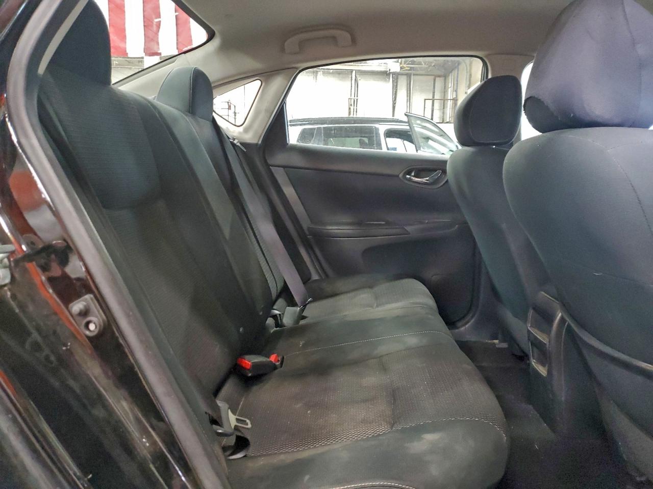 2019 NISSAN SENTRA S photo 19