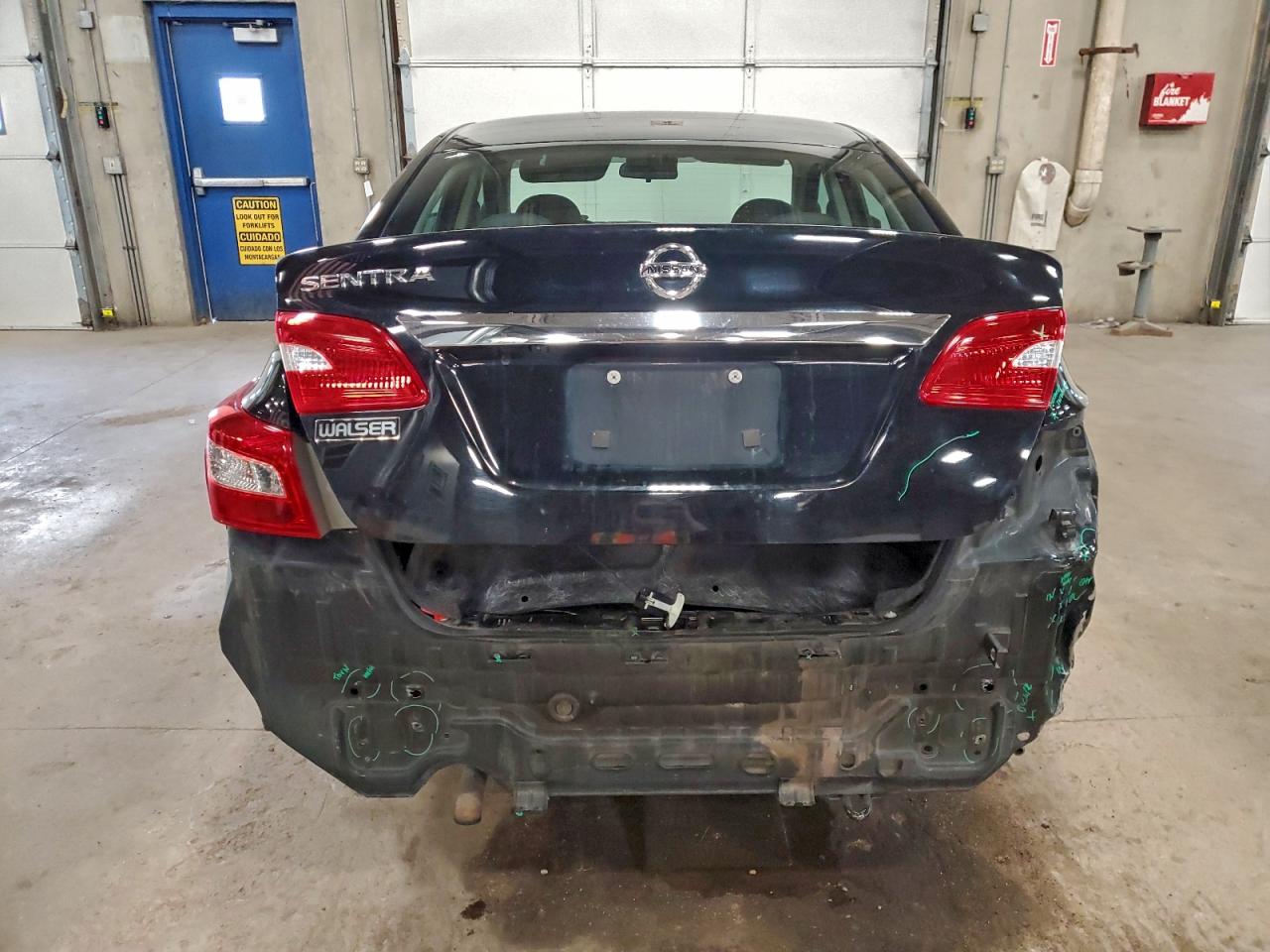 2019 NISSAN SENTRA S photo 11