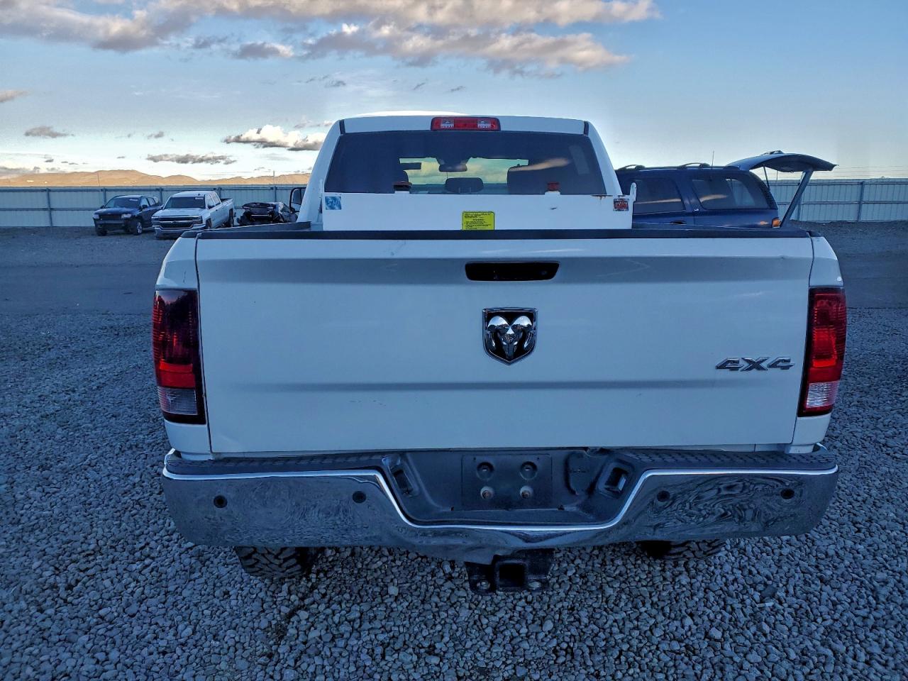2018 RAM 2500 ST photo 6