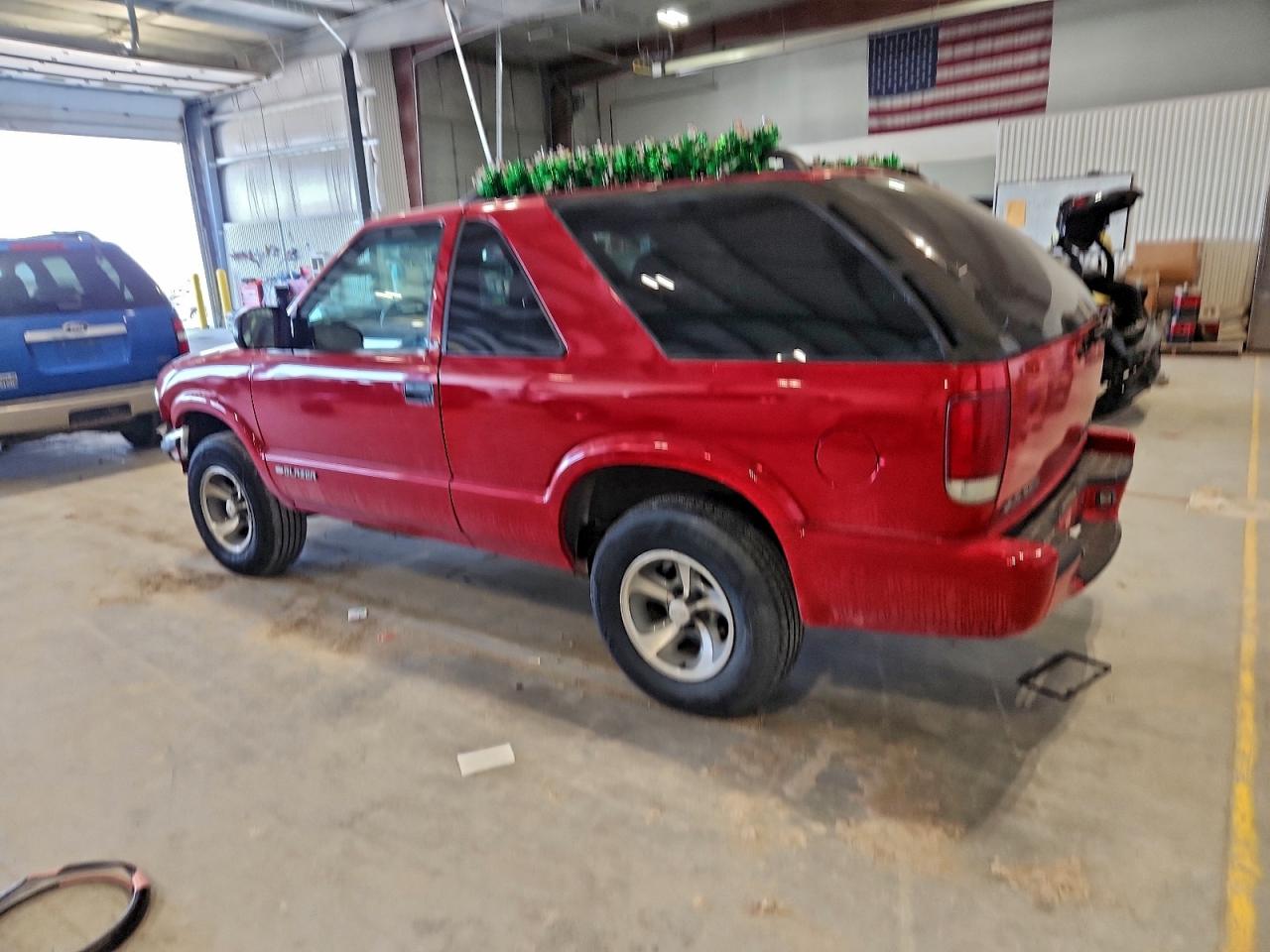 2001 CHEVROLET BLAZER photo 3