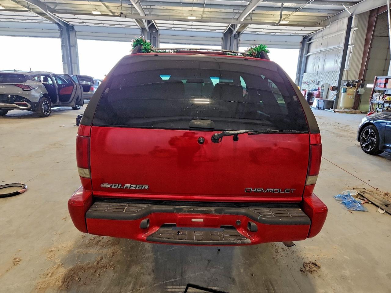 2001 CHEVROLET BLAZER photo 11