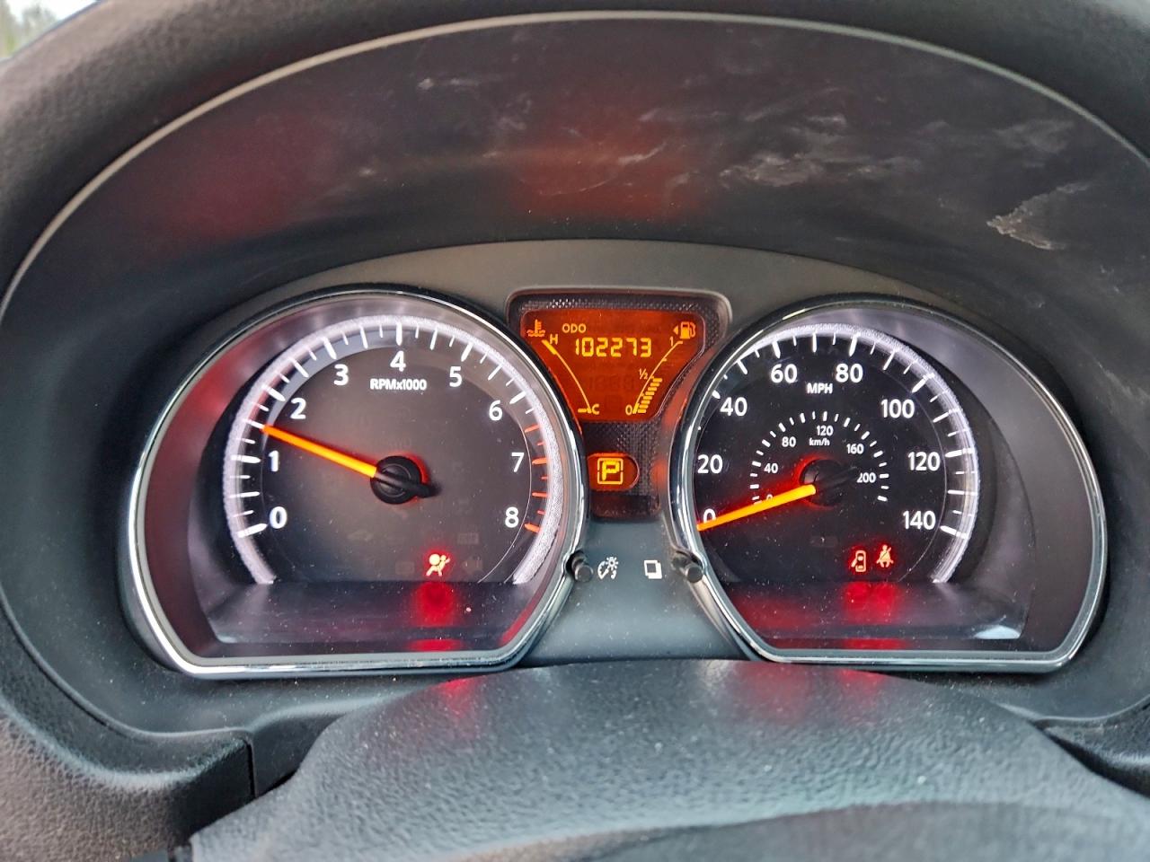 2012 NISSAN VERSA S photo 9