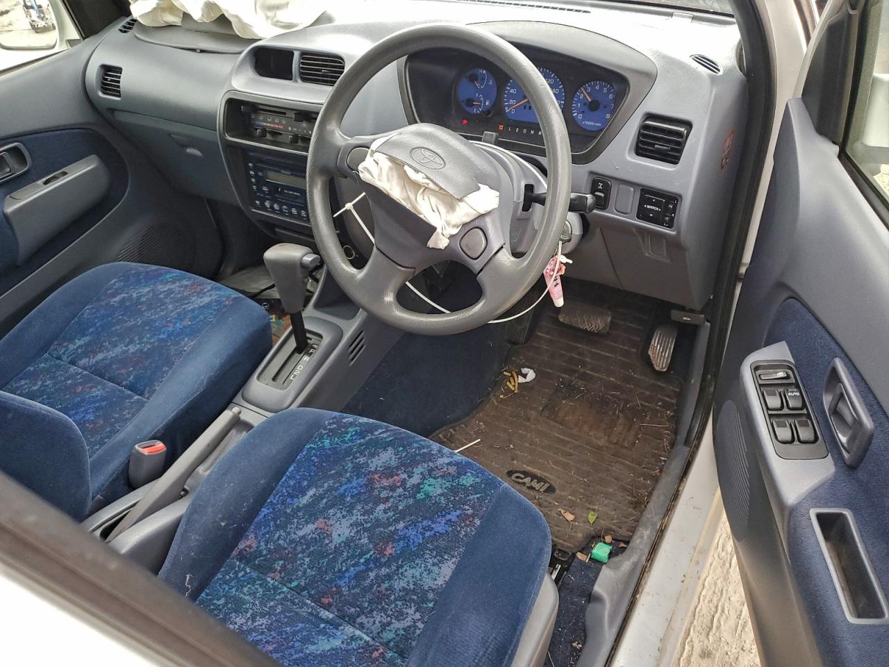 1999 TOYOTA CAMRY photo 15