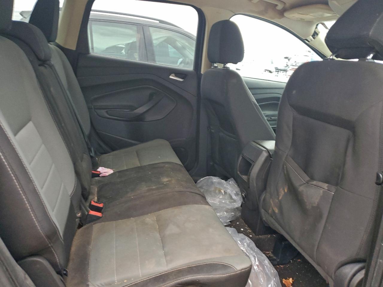 2016 FORD ESCAPE SE photo 21