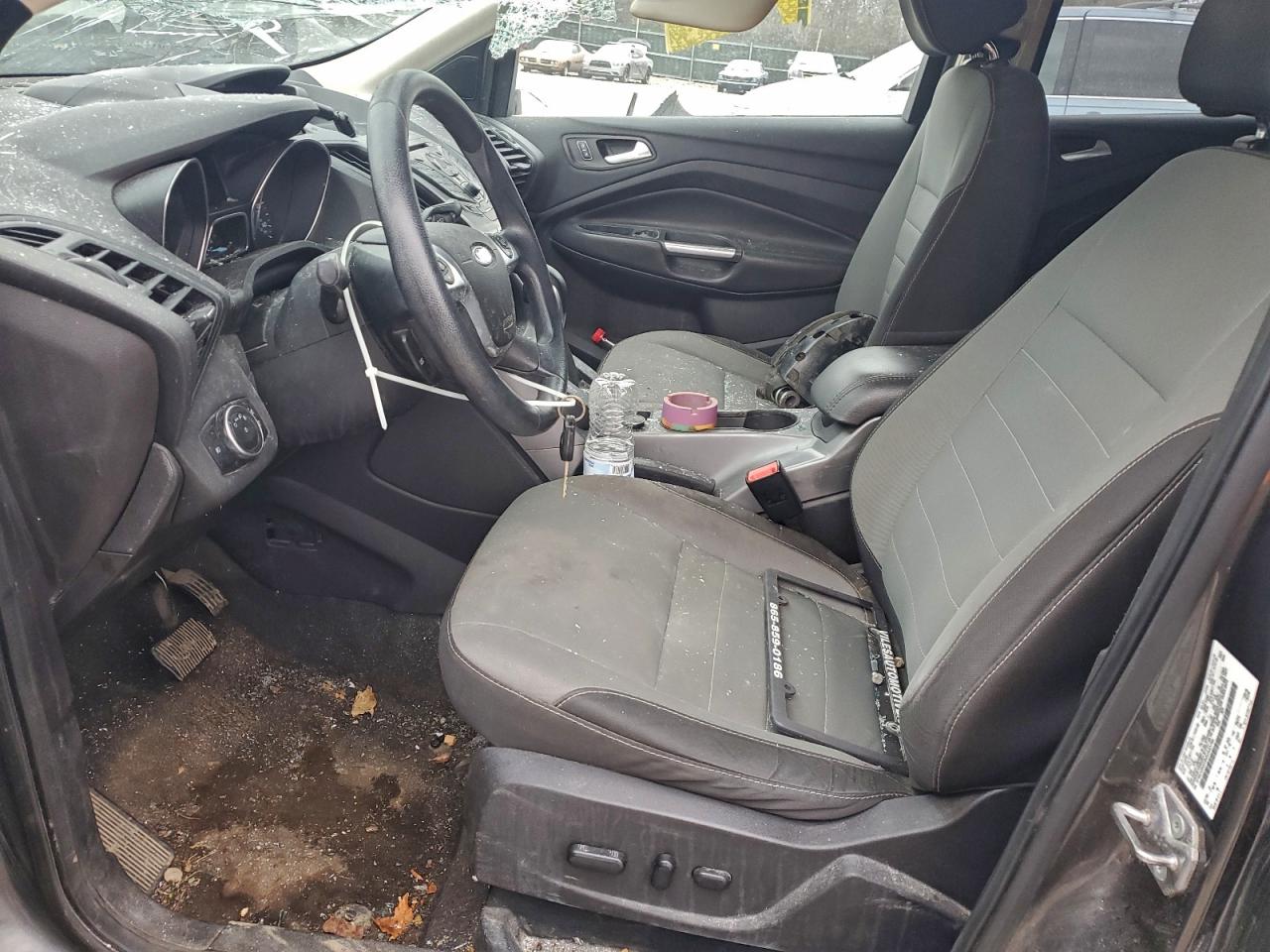 2016 FORD ESCAPE SE photo 13