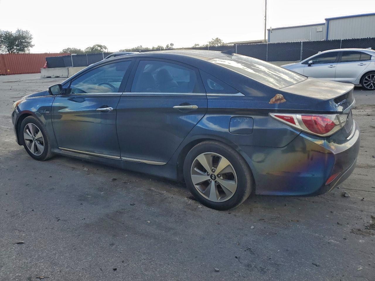 2012 HYUNDAI SONATA HYBRID photo 2