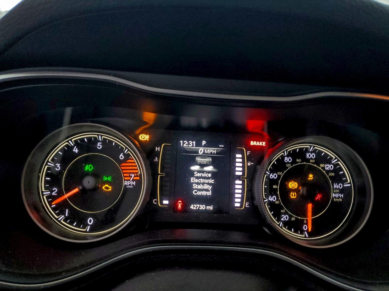 2019 JEEP CHEROKEE LATITUDE PLUS photo 9