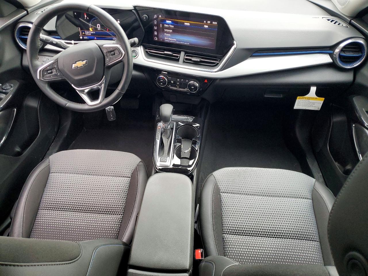 2025 CHEVROLET TRAX 1LT photo 8