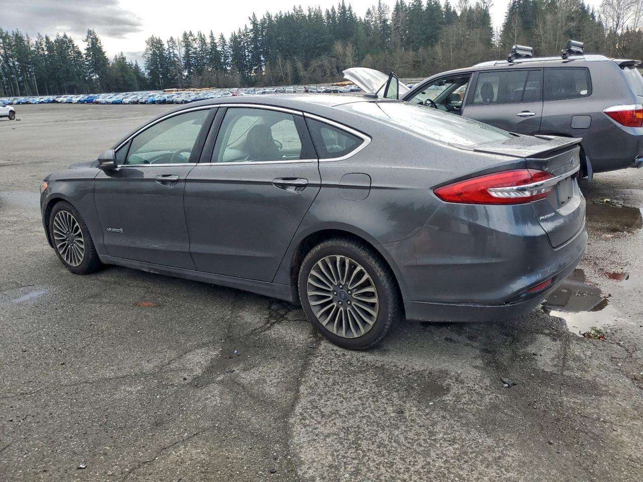 2018 FORD FUSION TITANIUM/PLATINUM HEV photo 2