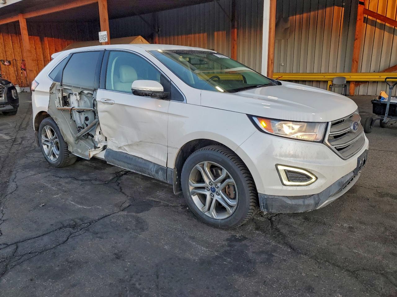 2015 FORD EDGE TITANIUM photo 4
