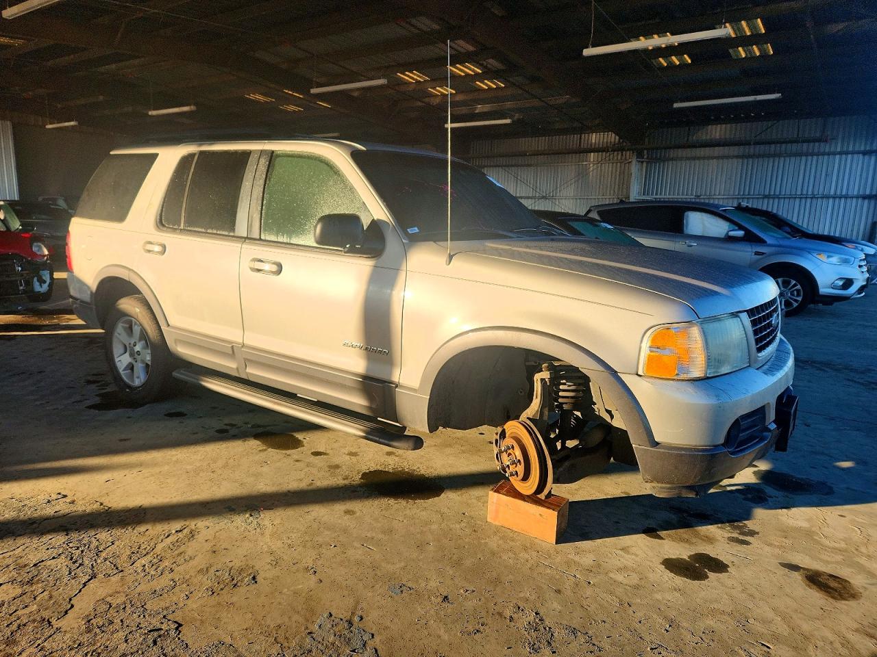 2002 FORD EXPLORER XLT photo 4