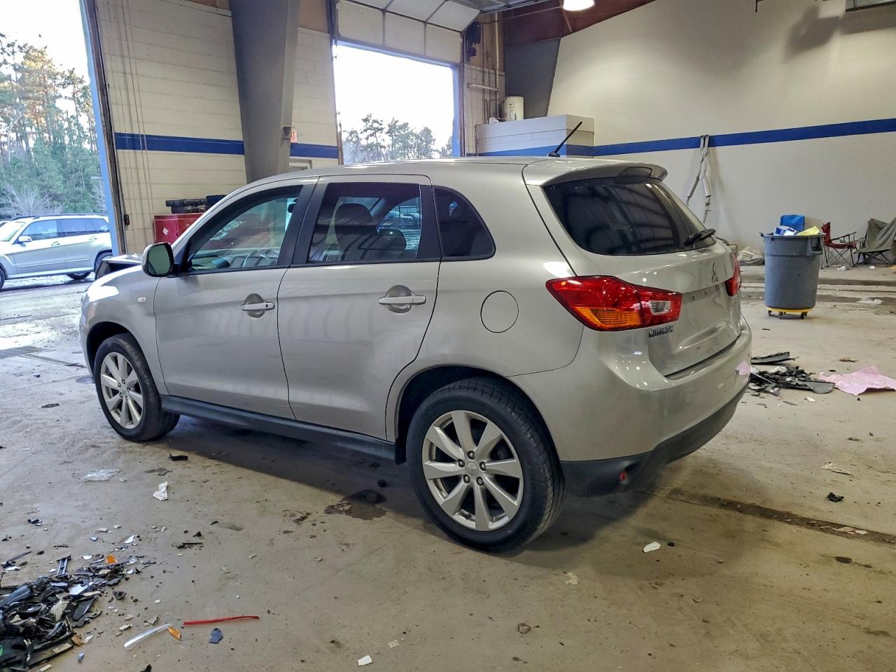 2015 MITSUBISHI OUTLANDER SPORT ES photo 2
