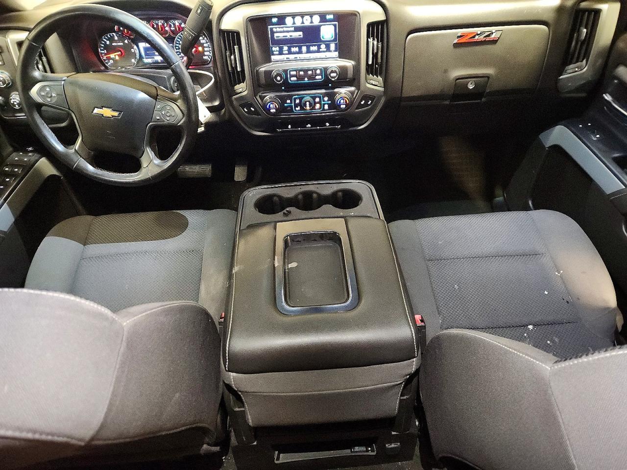 2017 CHEVROLET SILVERADO K1500 LT photo 8