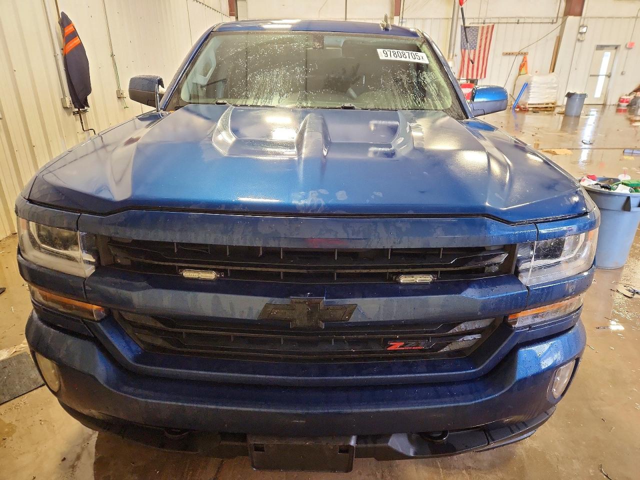 2017 CHEVROLET SILVERADO K1500 LT photo 5
