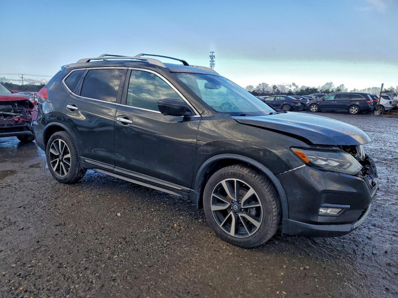 2017 NISSAN ROGUE SV photo 4