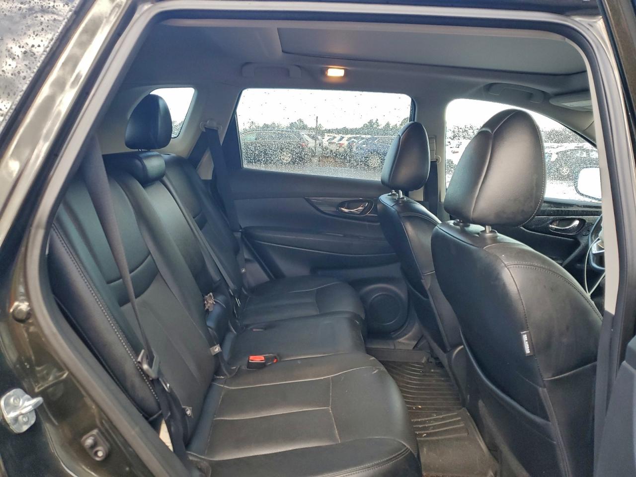 2017 NISSAN ROGUE SV photo 11