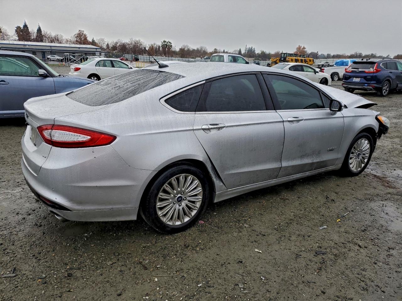 2014 FORD FUSION SE PHEV photo 3