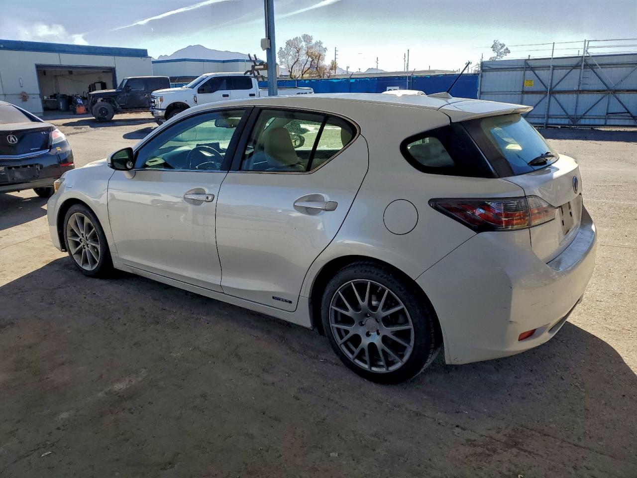 2012 LEXUS CT 200 photo 3