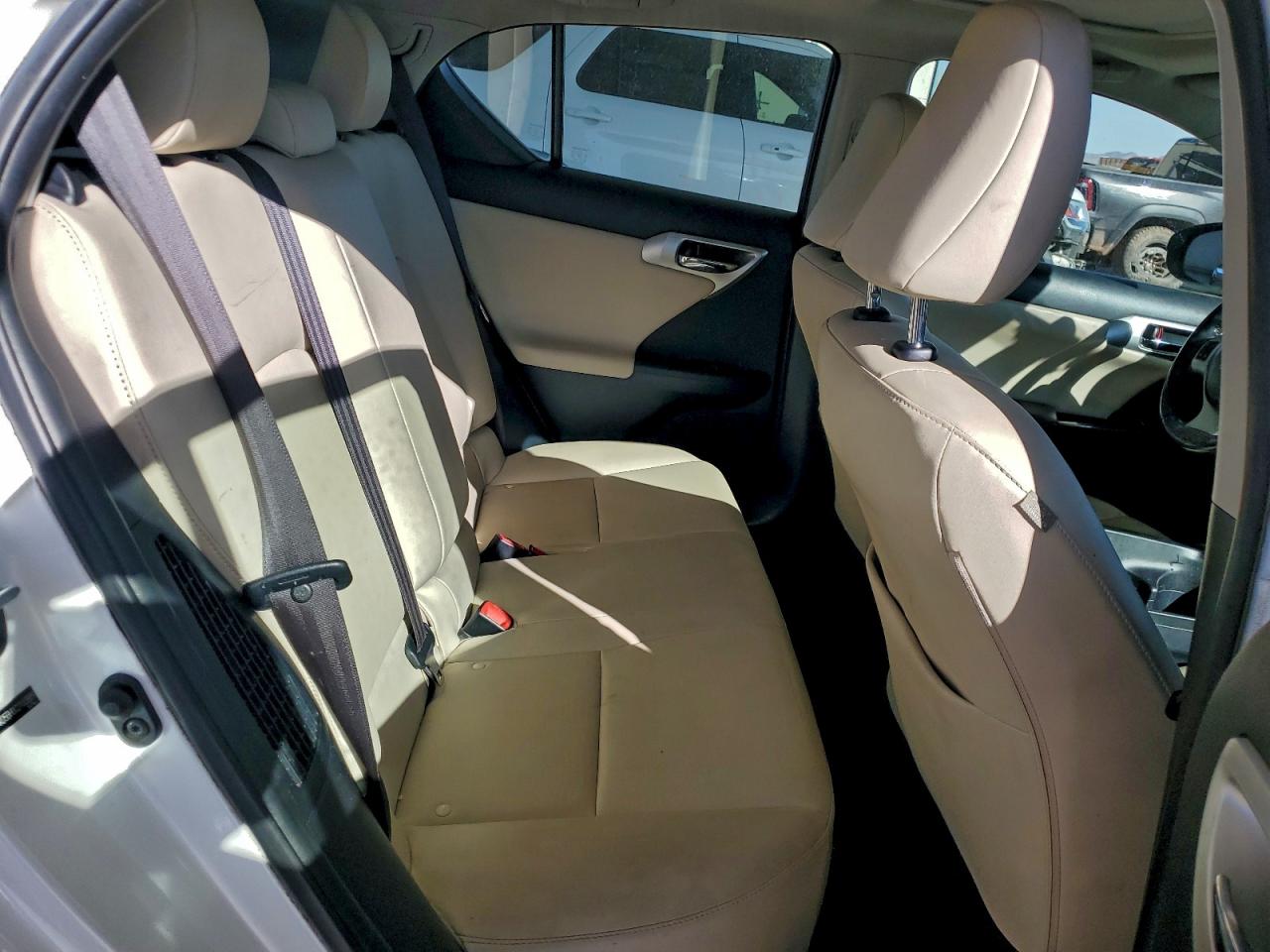 2012 LEXUS CT 200 photo 19