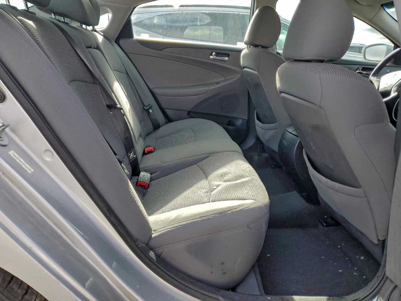 2011 HYUNDAI SONATA GLS photo 10