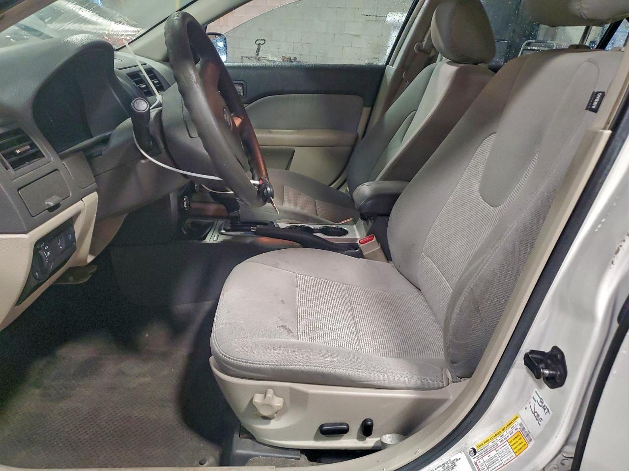 2012 FORD FUSION SE photo 7