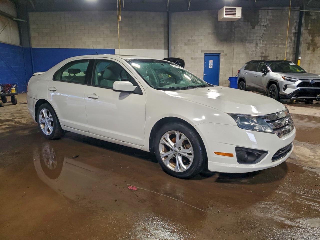 2012 FORD FUSION SE photo 4