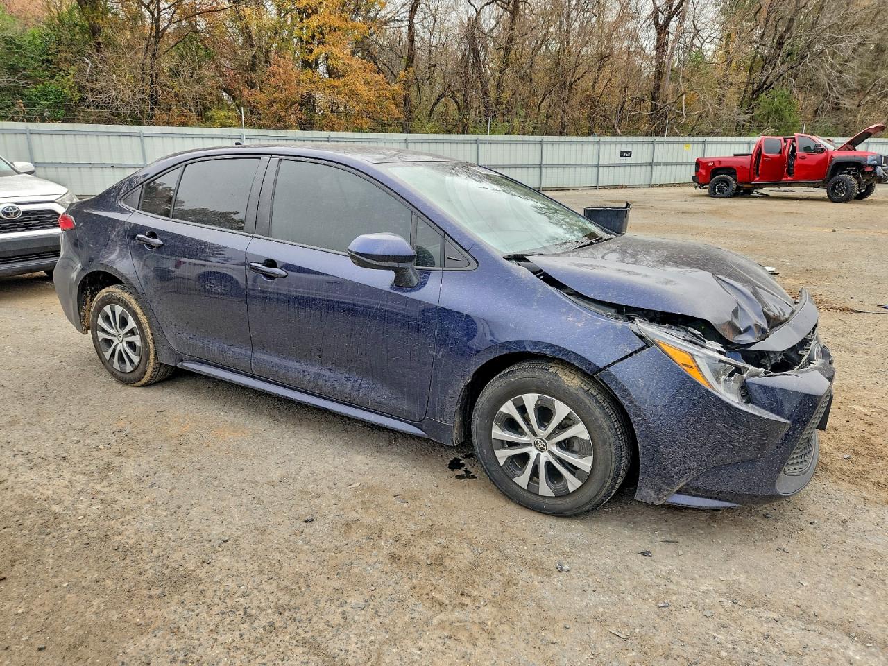 2022 TOYOTA COROLLA LE photo 4